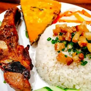 Hình ảnh Cơm tấm sườn cọng chả