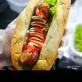 Hình ảnh Bánh mì xúc xích lạp xưởng