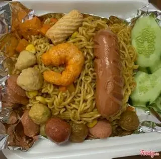 Hình ảnh 1 Mỳ đặc biệt nhiều mỳ kèm 1 xúc xích
