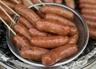 Hình ảnh Combo 4 cây tặng 1 cây LẠP XƯỞNG NƯỚNG ĐÁ