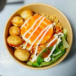 Hình ảnh Mì Trộn Trứng, Trứng Cút