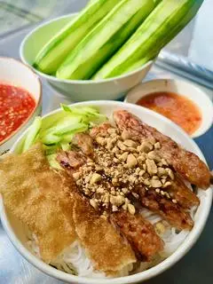 Hình ảnh Bún nem
