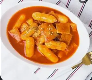 Hình ảnh Tokbokki Nhân Phô Mai - M