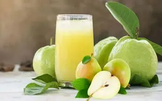Hình ảnh lê,ổi  700ml 