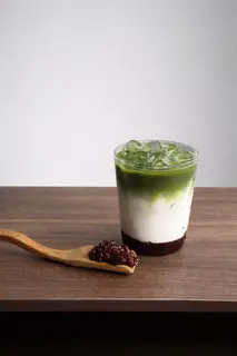 Hình ảnh Matcha latte đậu đỏ