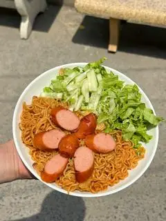 Hình ảnh Mì Indomie Gà Viên Chiên Giòn+ Ốp La 