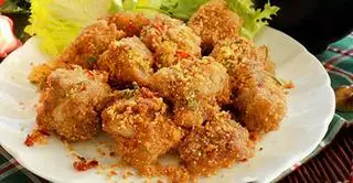 Hình ảnh Cơm Sườn Non Rang Muối