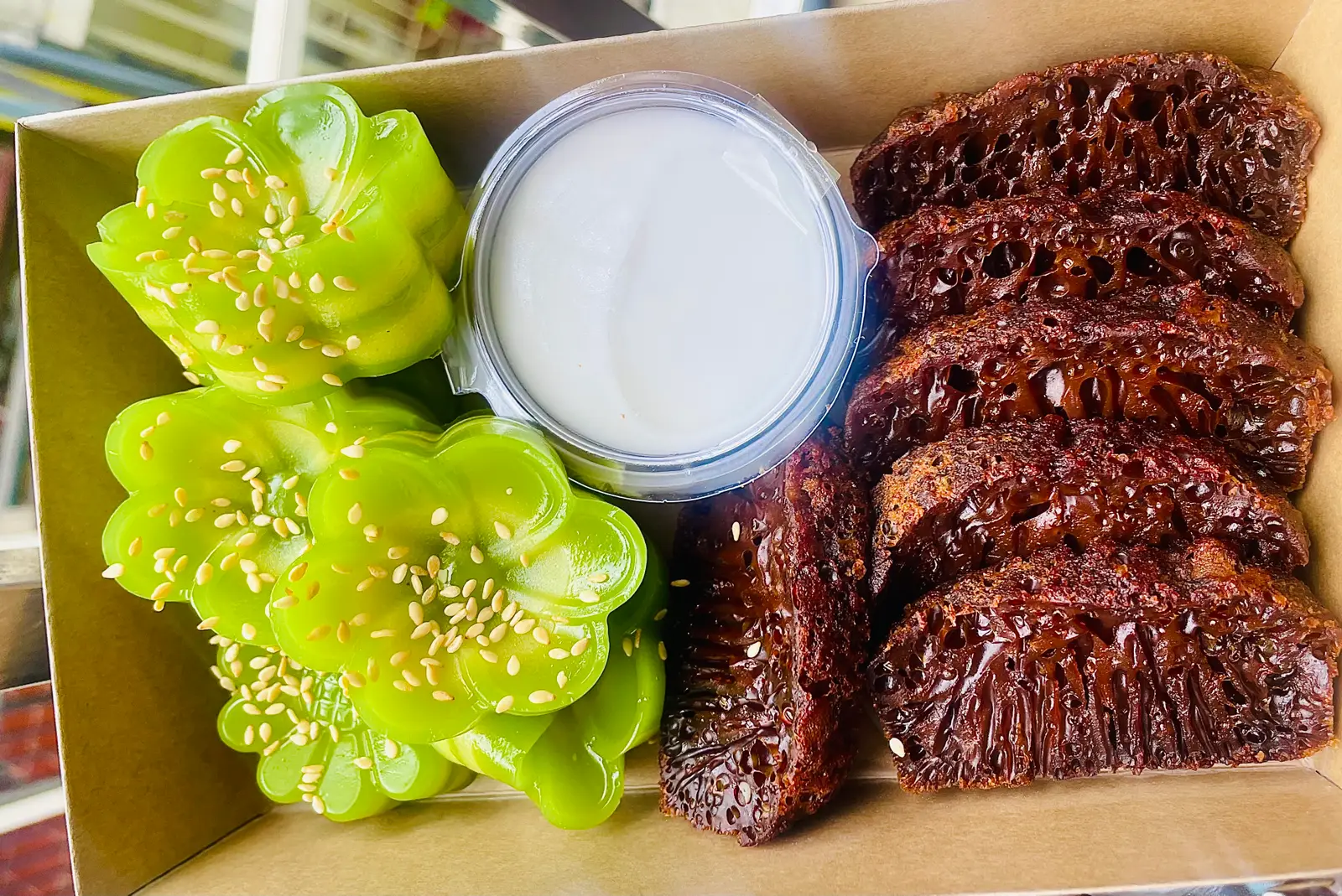 Hình ảnh Mix bánh bò thốt nốt x da lợn