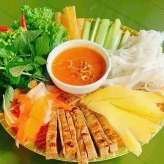 Hình ảnh Nem Phần 02_ Mẹt cuốn bánh tráng , tặng kèm 2 ly trà tắc 