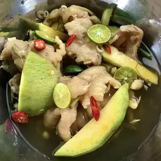 Hình ảnh Chân gà sả tắc