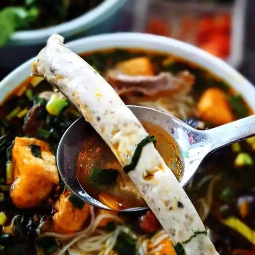 Hình ảnh Bún riêu cua - ốc - giò tai - đậu