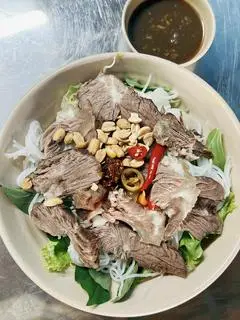 Hình ảnh Bún mắm nêm thịt bò