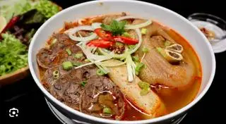 Hình ảnh Bún bò giò heo
