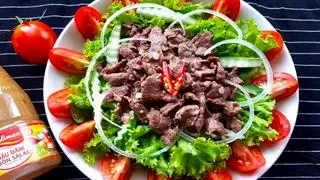 Hình ảnh Salad bò trộn giấm