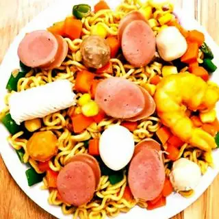 Hình ảnh Mỳ trộn thập cẩm (9 topping)