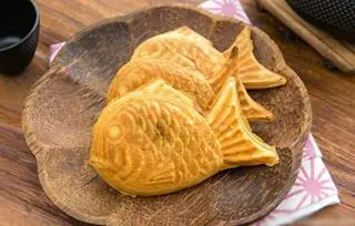 Hình ảnh Bánh Cá Phô Mai Chà Bông 
