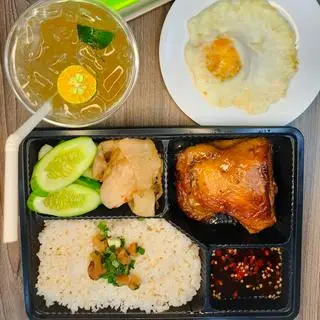 Hình ảnh Combo Cơm Tấm Má Đùi Gà Mắm Tỏi Nướng Than Hồng + Coca 320ml