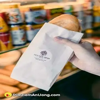 Hình ảnh Bánh mì chả lụa + Revive