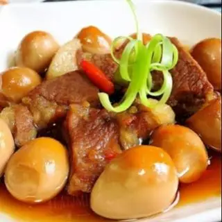 Hình ảnh Cơm thịt kho trứng nước dừa