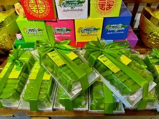 Hình ảnh Hộp bánh cốm - 10 cái