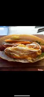 Hình ảnh Bánh mì nem nướng trứng