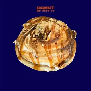 Hình ảnh Donut Nhân Kem Malô caramel muối - bán chạy