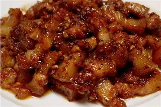 Hình ảnh cơm mắm ruốc kho thịt