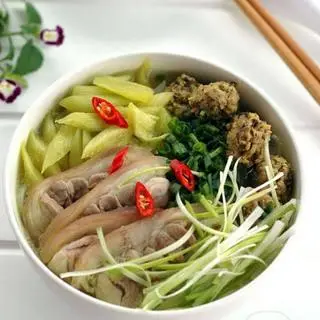 Hình ảnh bún mọc sườn dọc mùng đặc biệt