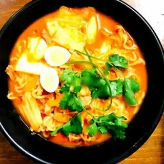 Hình ảnh Mỳ kim chi bò Mỹ