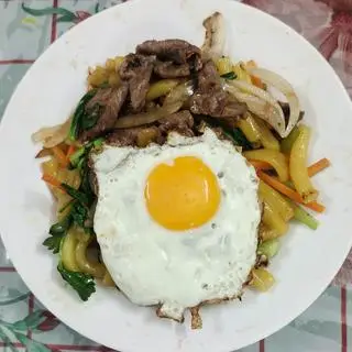 Hình ảnh Nui xào bò trứng