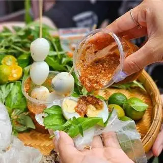 Hình ảnh BÁNH TRÁNG CHẤM SỐT ME BƠ