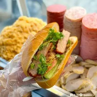 Hình ảnh Bánh mì nem nướng 