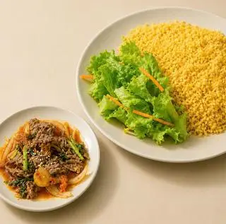 Hình ảnh Cơm bò xào kim chi