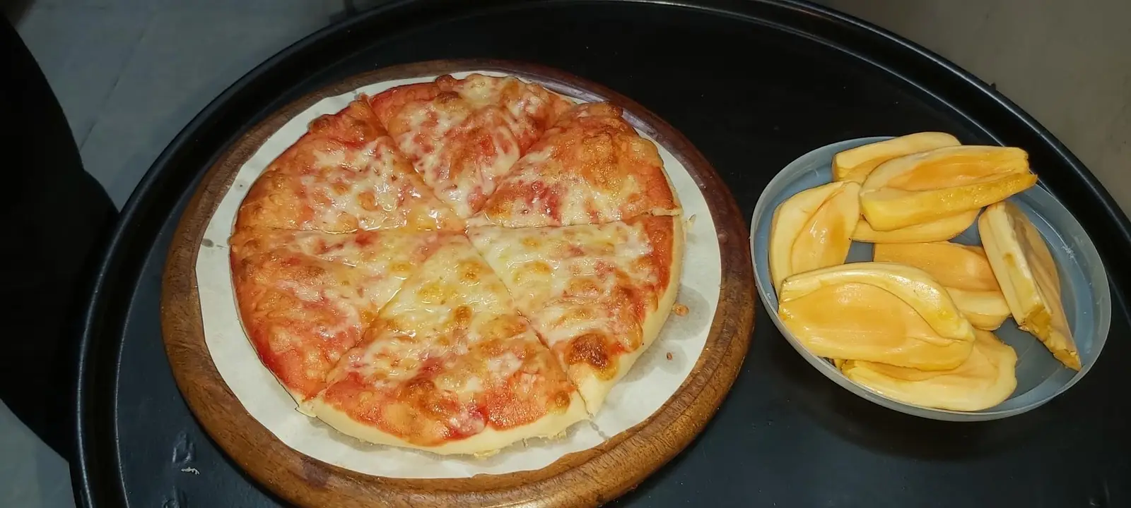 Hình ảnh Pizza cheese size 18cm 