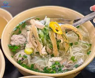 Hình ảnh Phở lẫn