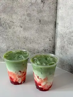Hình ảnh Matcha sốt dâu