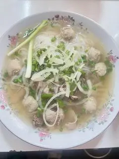 Hình ảnh Phở bò nạm+tặng 1chai c2