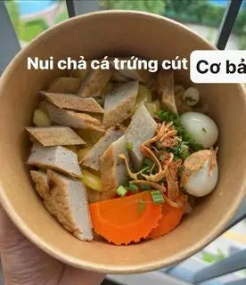 Hình ảnh Nui chả cá trứng cút
