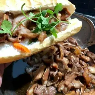 Hình ảnh Bánh mì phá lấu 