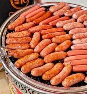 Hình ảnh Lạp xưởng nướng đá 1 cây