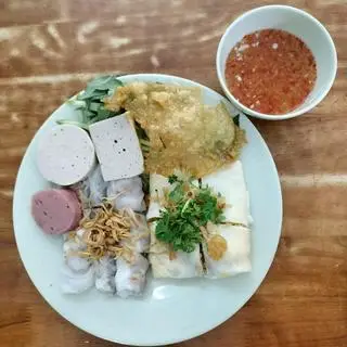 Hình ảnh Bánh cuốn đặc biệt - heo - tôm - trứng