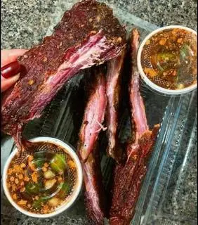 Hình ảnh thịt trâu gác bếp 
