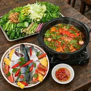 Hình ảnh Lẩu cá cam chua cay