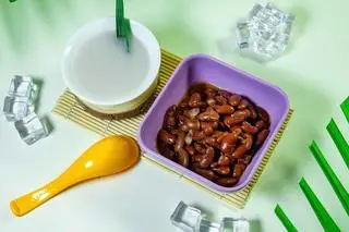 Hình ảnh Chè đậu đỏ cốt dừa