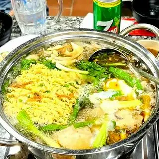 Hình ảnh Lầu bò Năm Cảnh - vừa