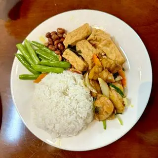 Hình ảnh Cơm gà rang gừng