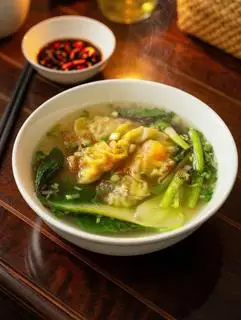 Hình ảnh Sủi cảo tôm thịt nước 