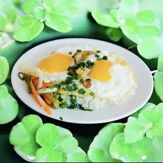 Hình ảnh Cơm tấm x Trứng Ốp La x 2 Trứng