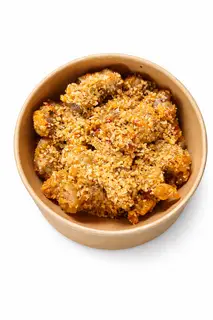 Hình ảnh Chân gà rút xương lắc phô mai