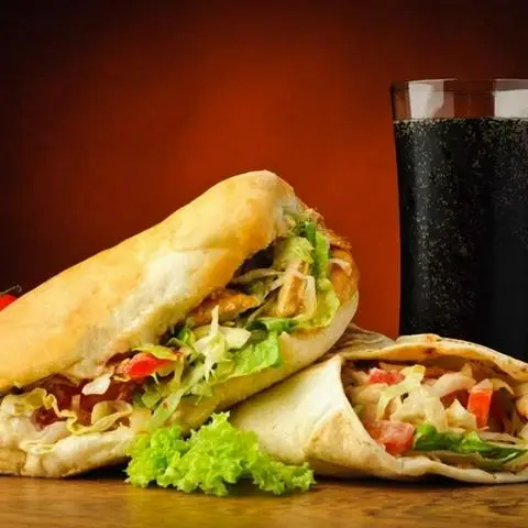 Hình ảnh Cuộn Tacos + Ly Nước Ngọt Giải Khát Size L